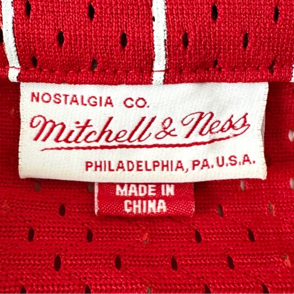 Mitchell & Ness Chicago Bulls Baseball Style Pinstripe Jersey Men's Small - Picture 5 of 12